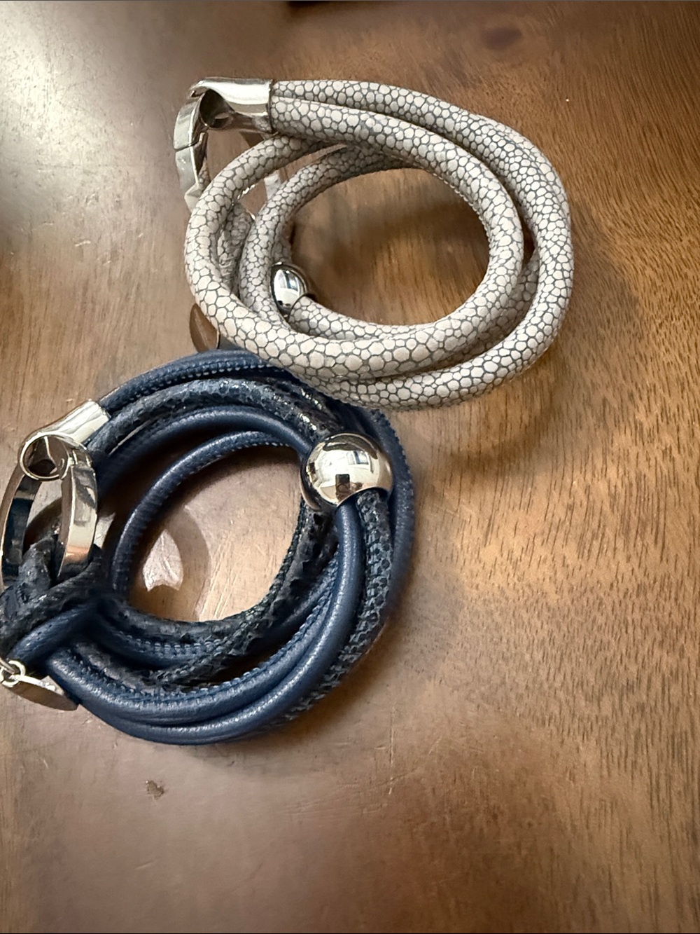 Dual Wrap Bracelet Set in Navy and Light Gray